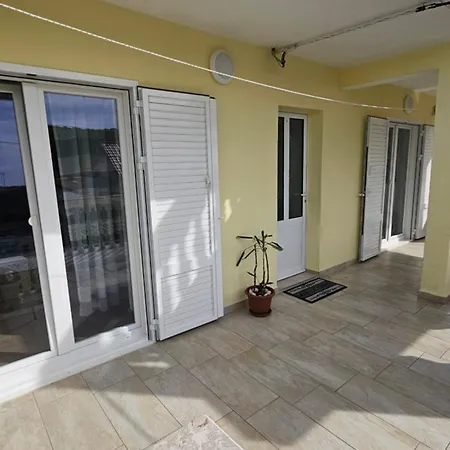 Apartamento Boric Lopar